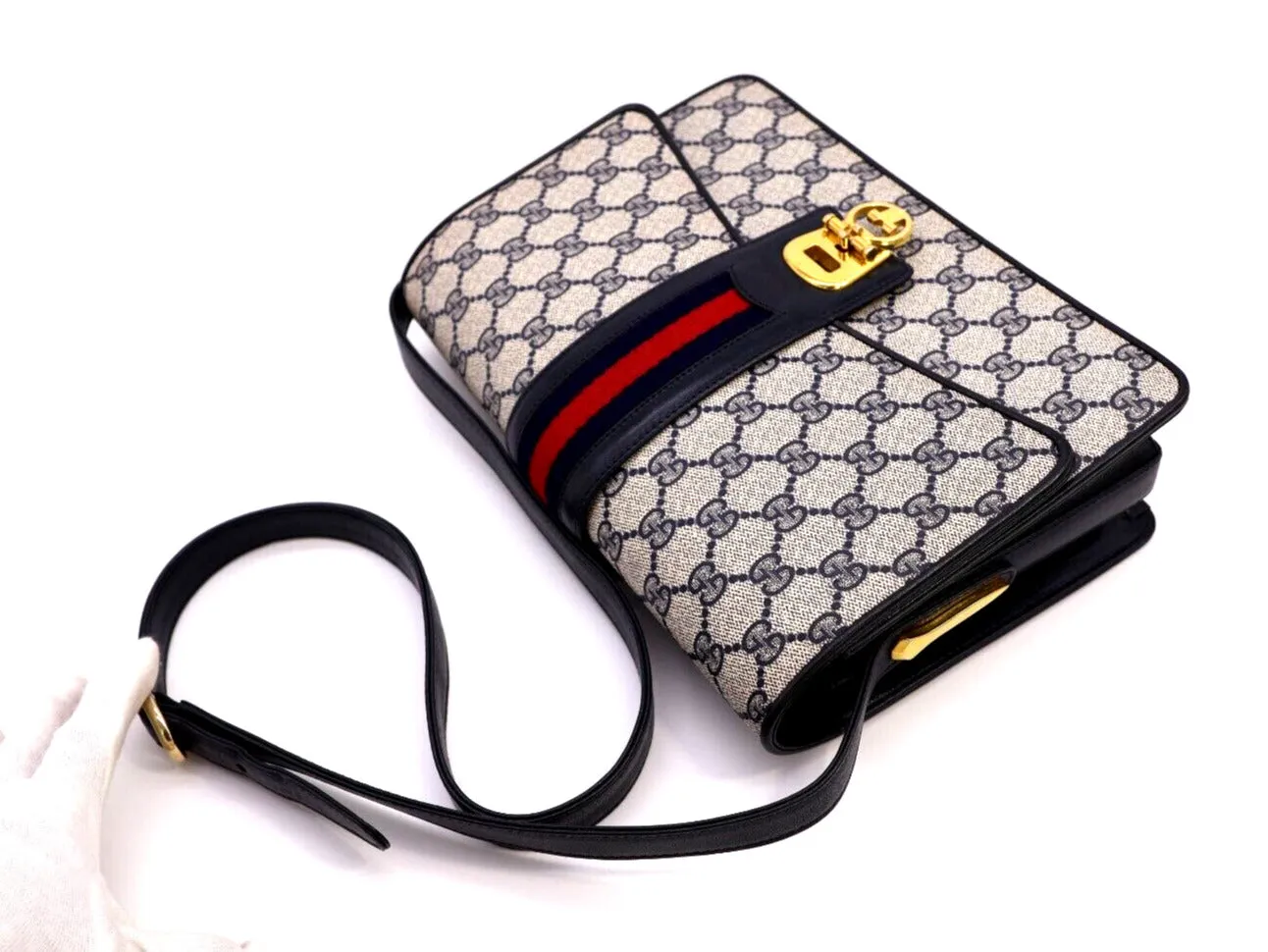 Gucci Vintage Bag Shoulder Handbag Purse