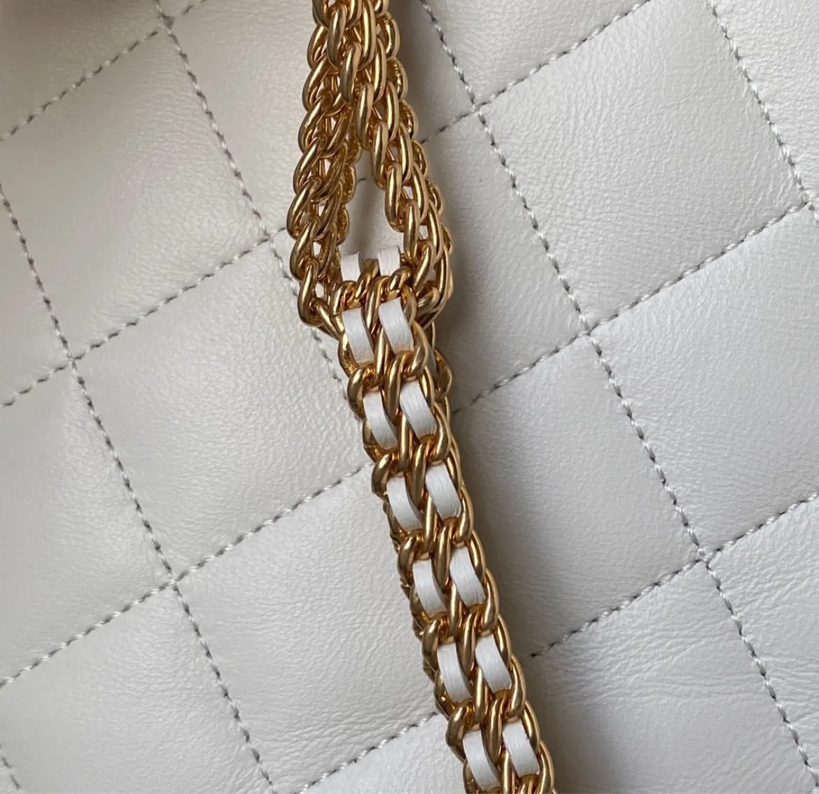 Leather Chanel new woman handbag